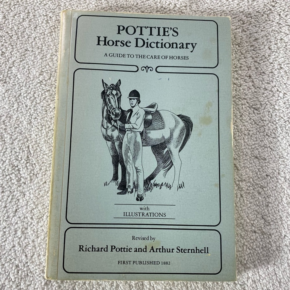 5/$35 Vintage Pottie's Horse Dictionary Book Paperback Pocket Book